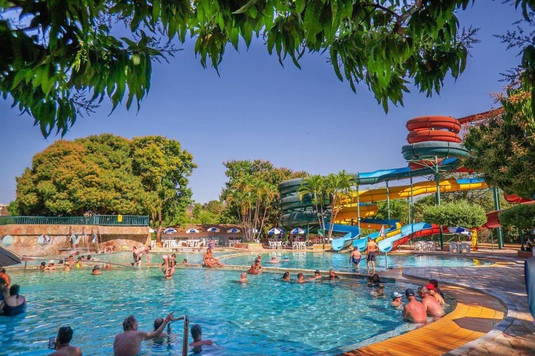 קאלדס נובאס Hotel Spazzio Diroma Cafe Da Manha E Acesso Ao Acqua Park מראה חיצוני תמונה